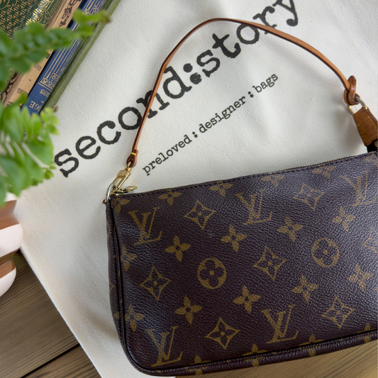 louis vuitton : pochette accessoires