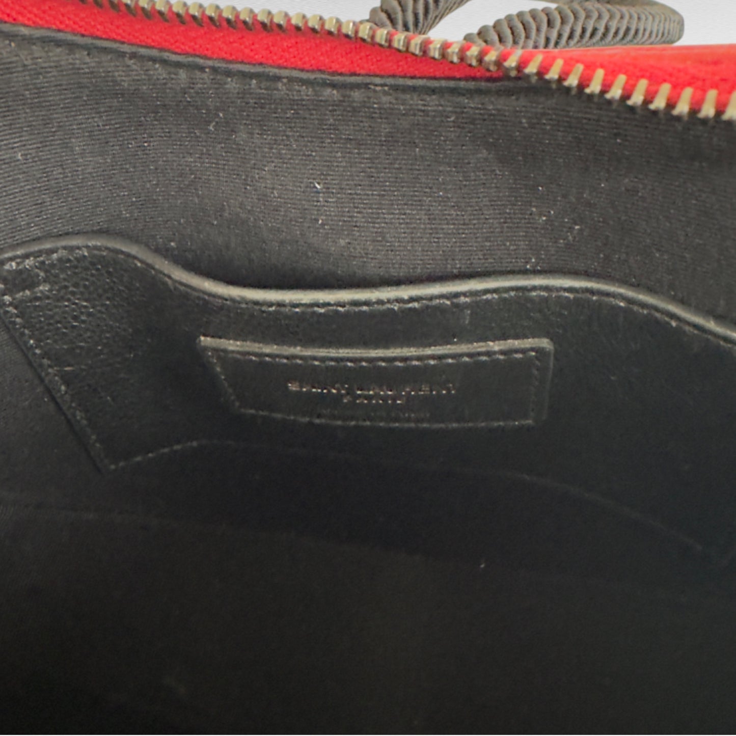 saint laurent : heart clutch