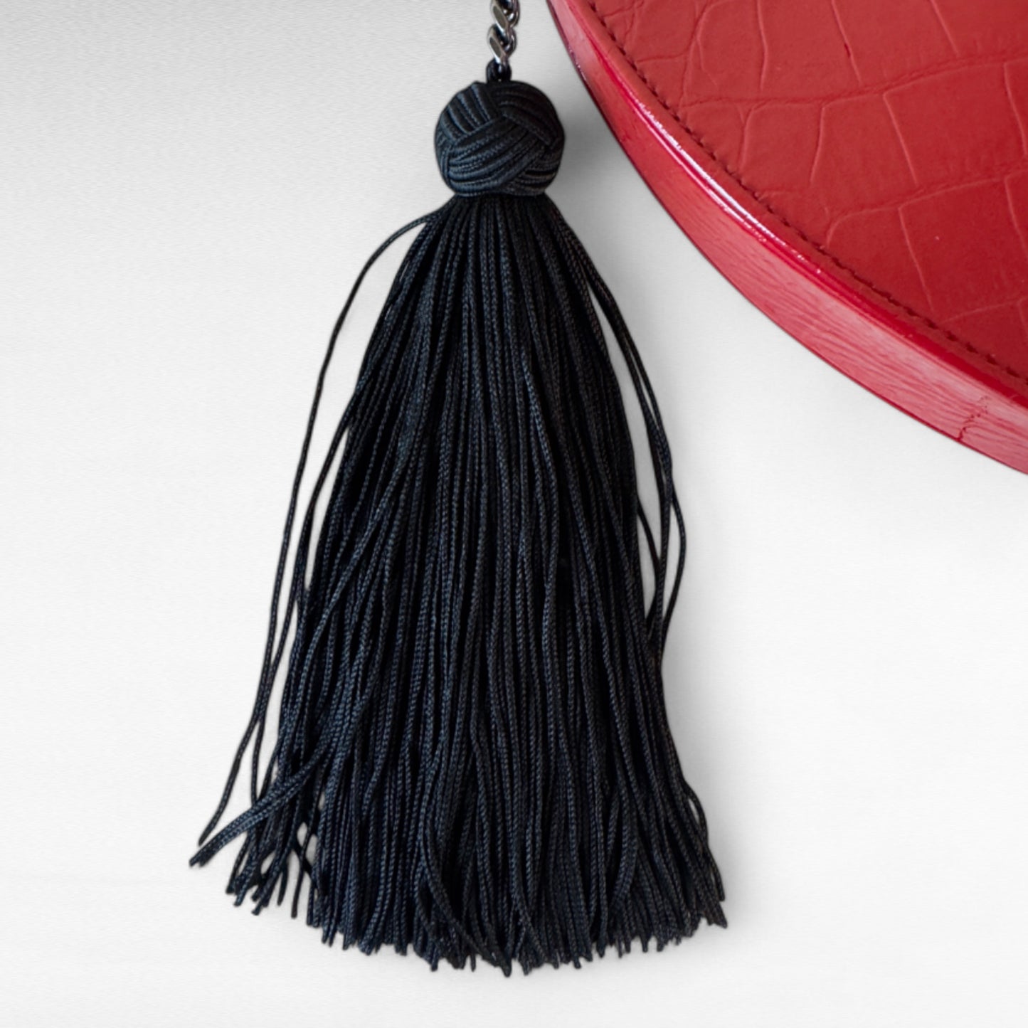 saint laurent : heart clutch