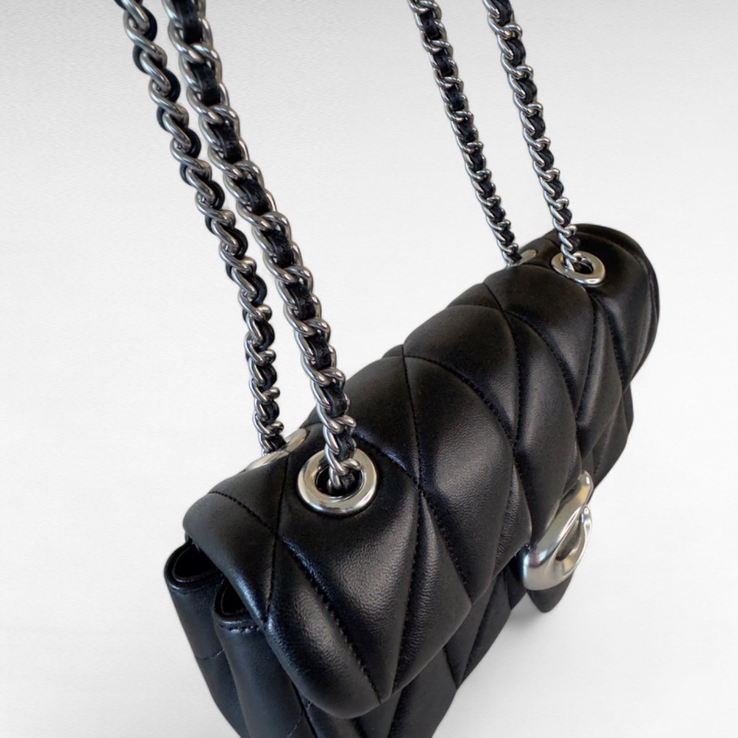 Coach Tabby 20 Shoulder Bag - The Dream Bag Co