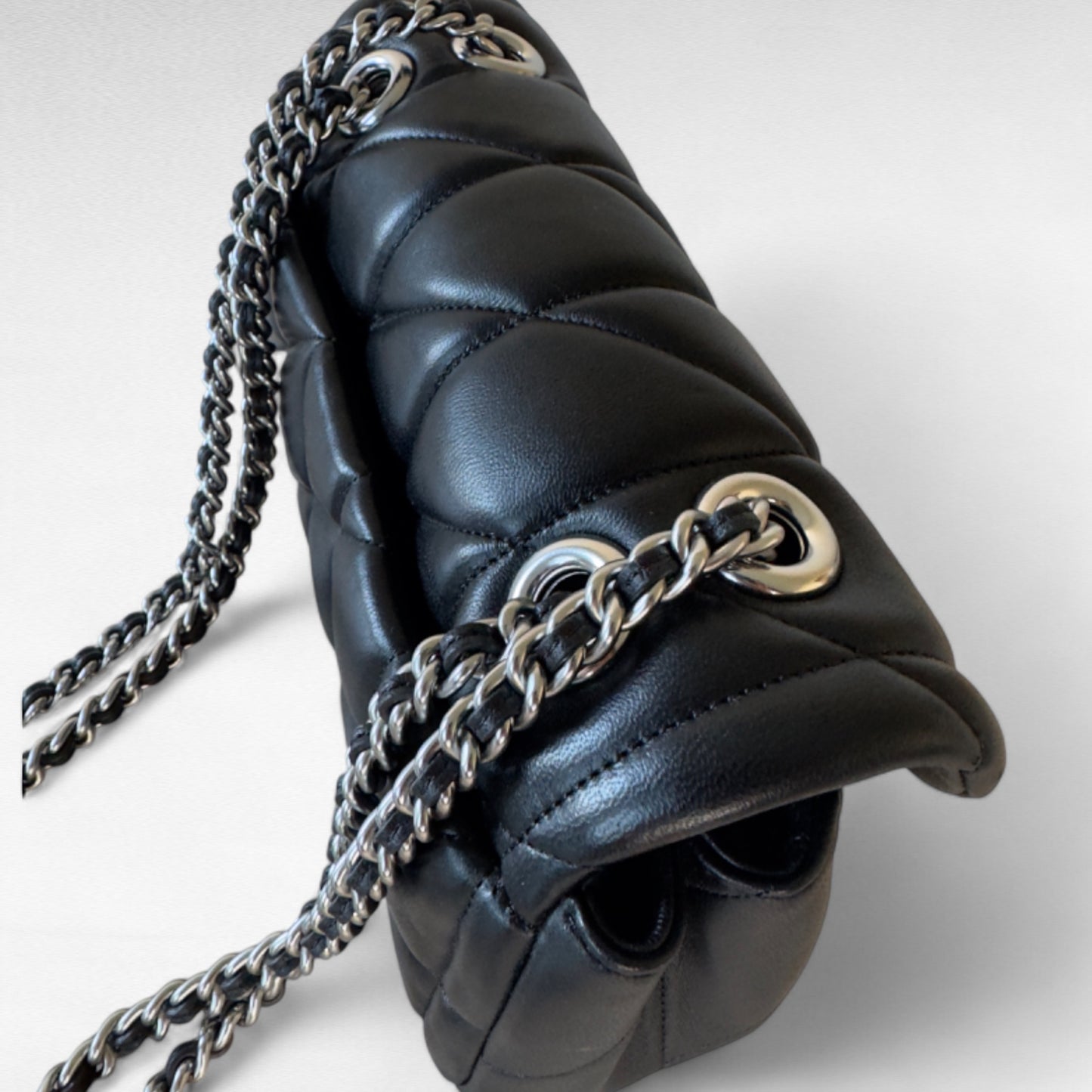 Coach Tabby 20 Shoulder Bag - The Dream Bag Co